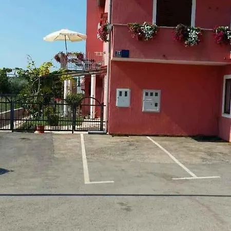 A5 * Porec